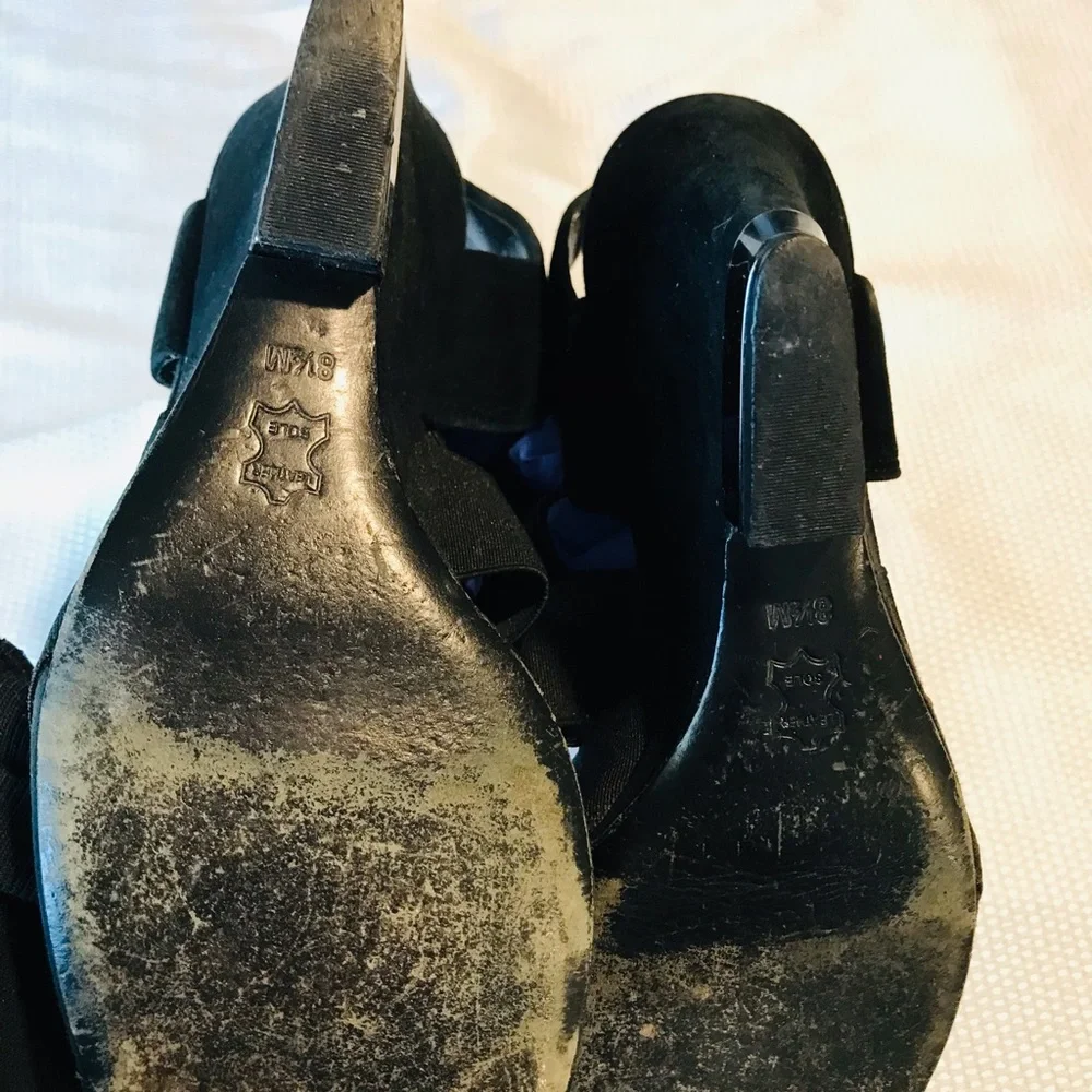 Tory Burch suede Black Wedge Sandals